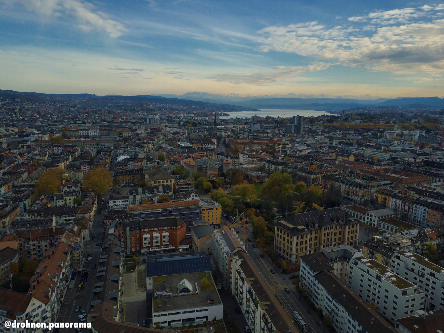 DrohnenPanorama — Flug über Zürich