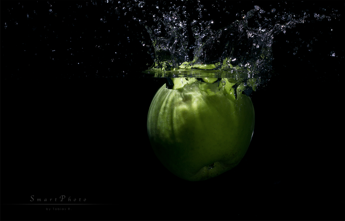 Drowning Apple