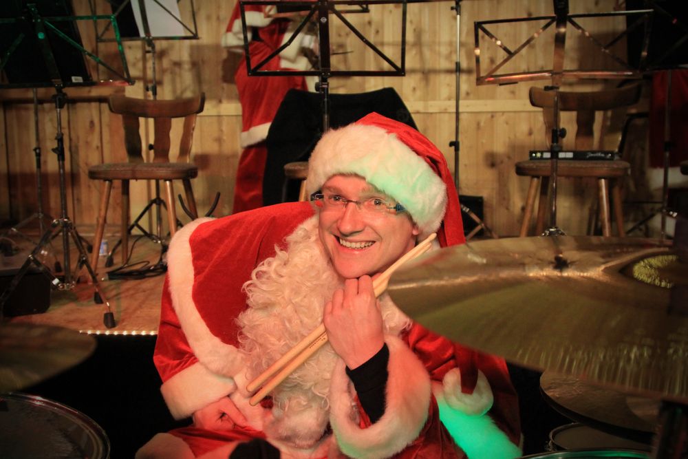 * drummer **** BBT goes Christmas