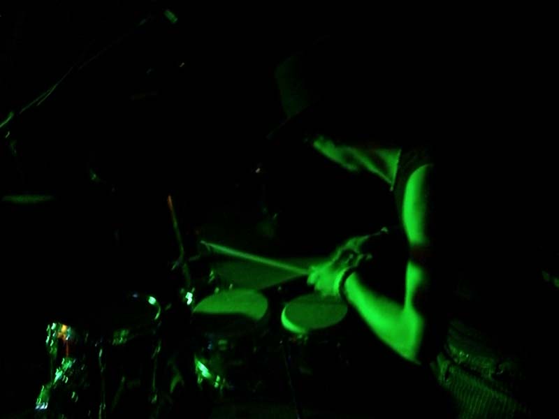 drums in green