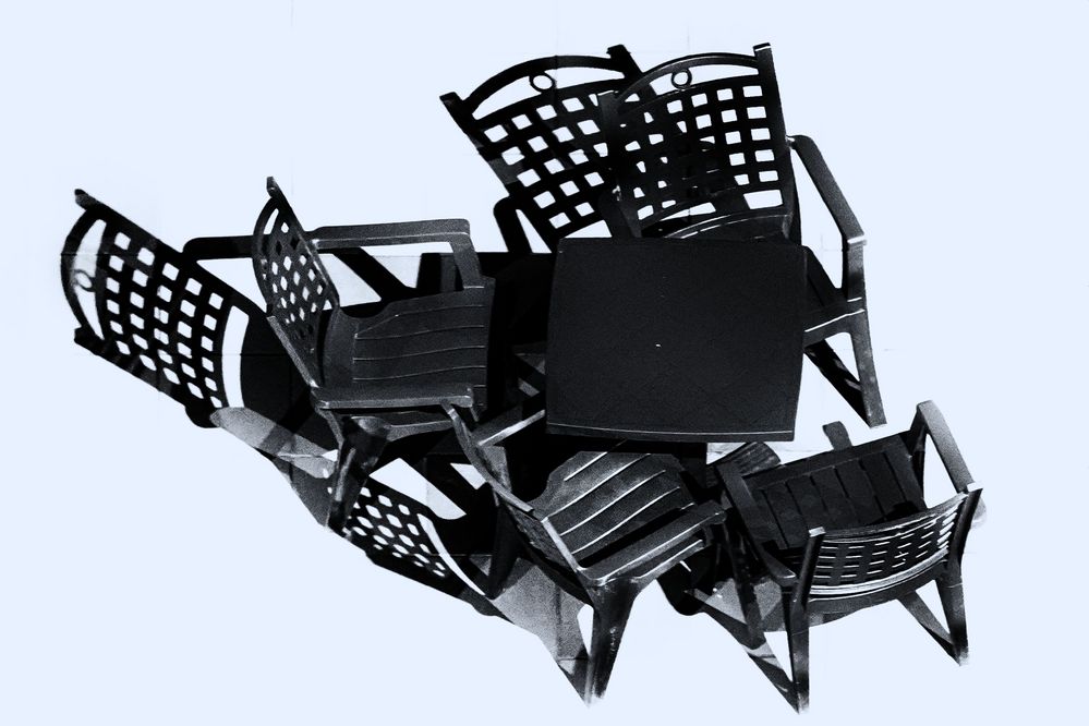 "drunken_chairs"