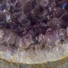 Druse mit Amethyst