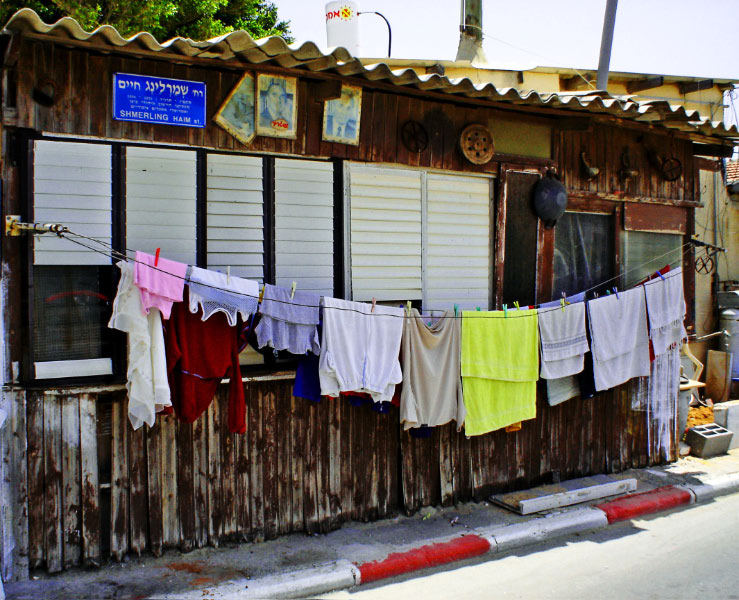 Drying laundry