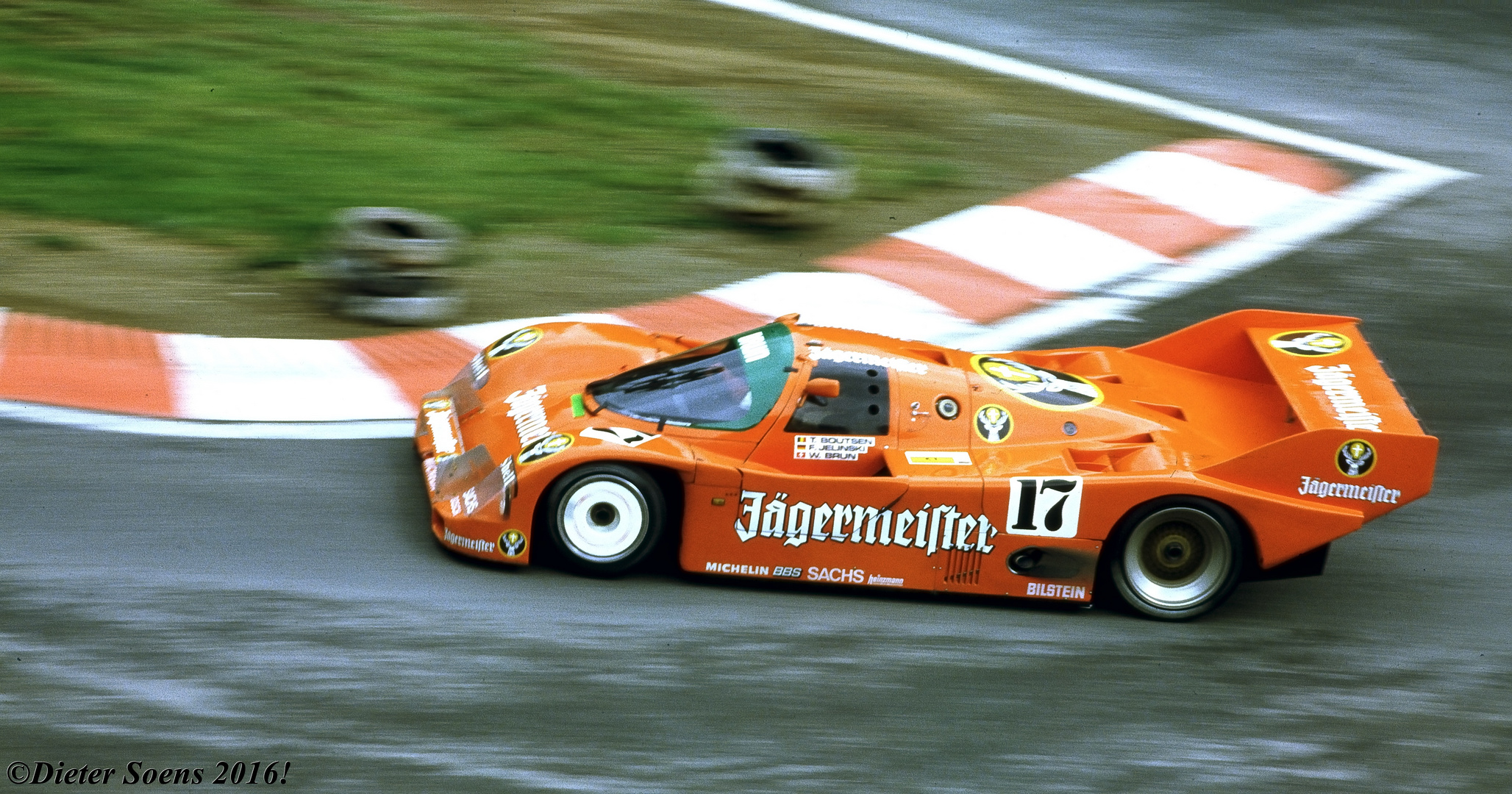 DSC_003303102016 Brun Porsche 962C #117 Nr.17. Porsche Kundenwagen Mag. A Nr.33.