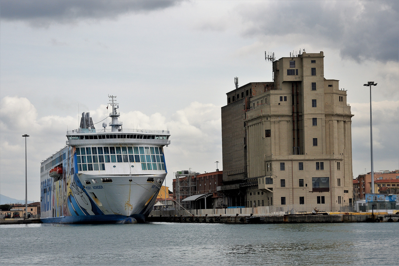 DSC_0150  Porto di Livorno