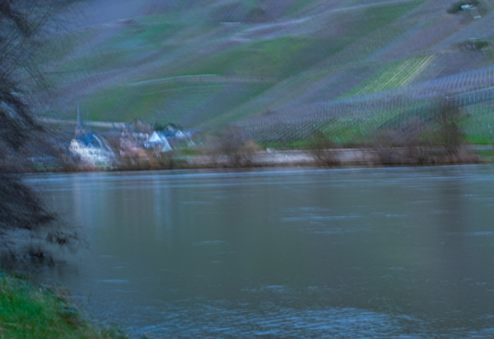 DSC_0384 Weinberge  und Weinort Graach