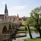 _DSC570Steinerne Brücke in Regensburg mit Dom