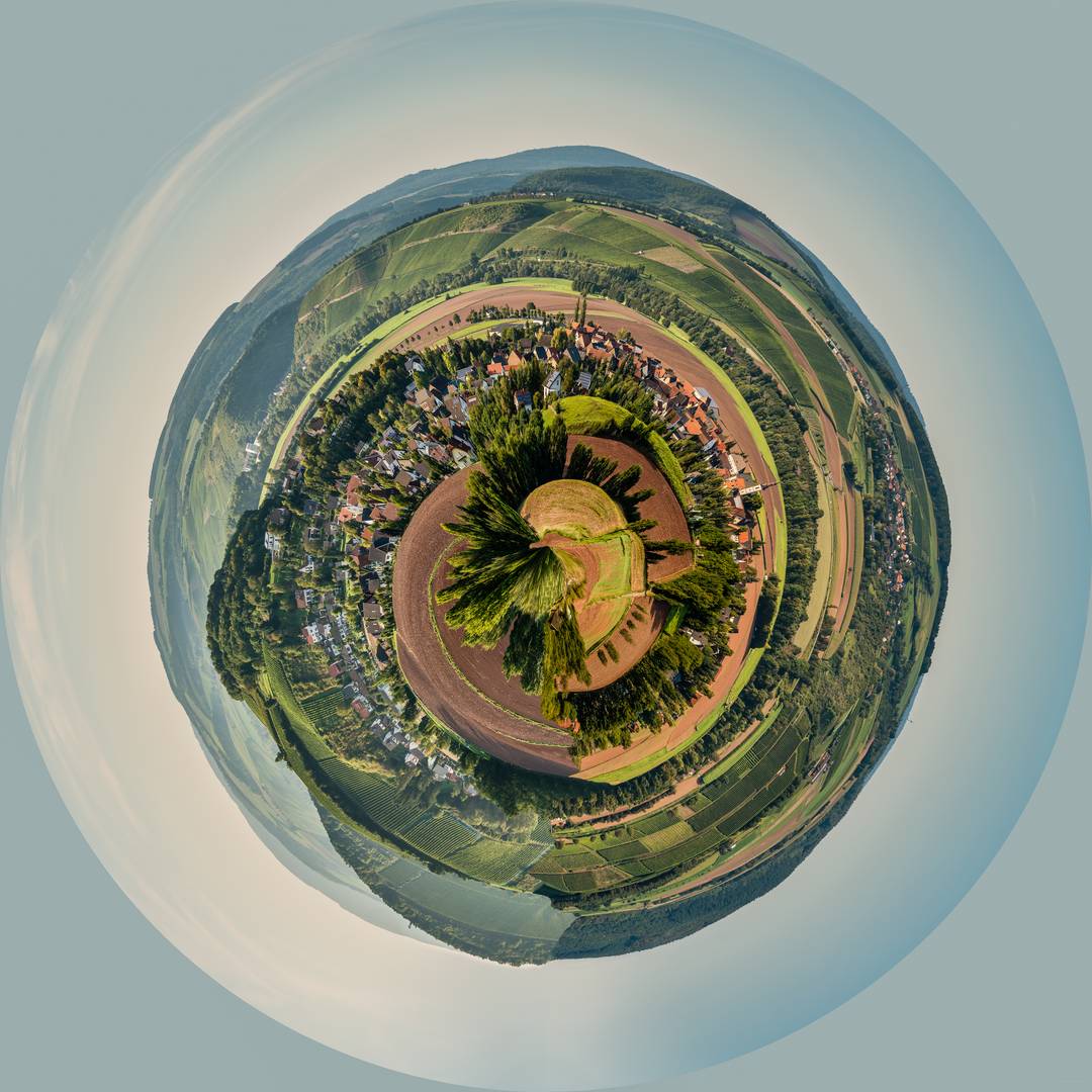 _DSC7196-Bearbeitet Panorama-Lr_little_planet-Lr-Lr