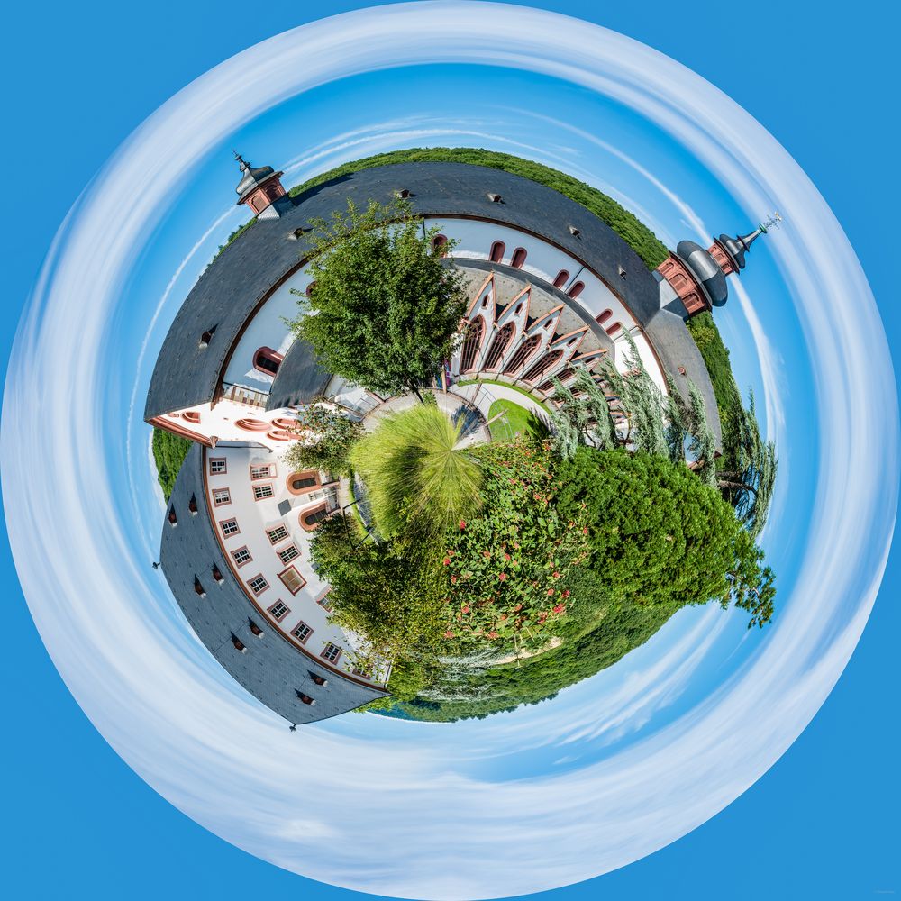 _DSC8343-Pano_little_planet-Lr-Lr