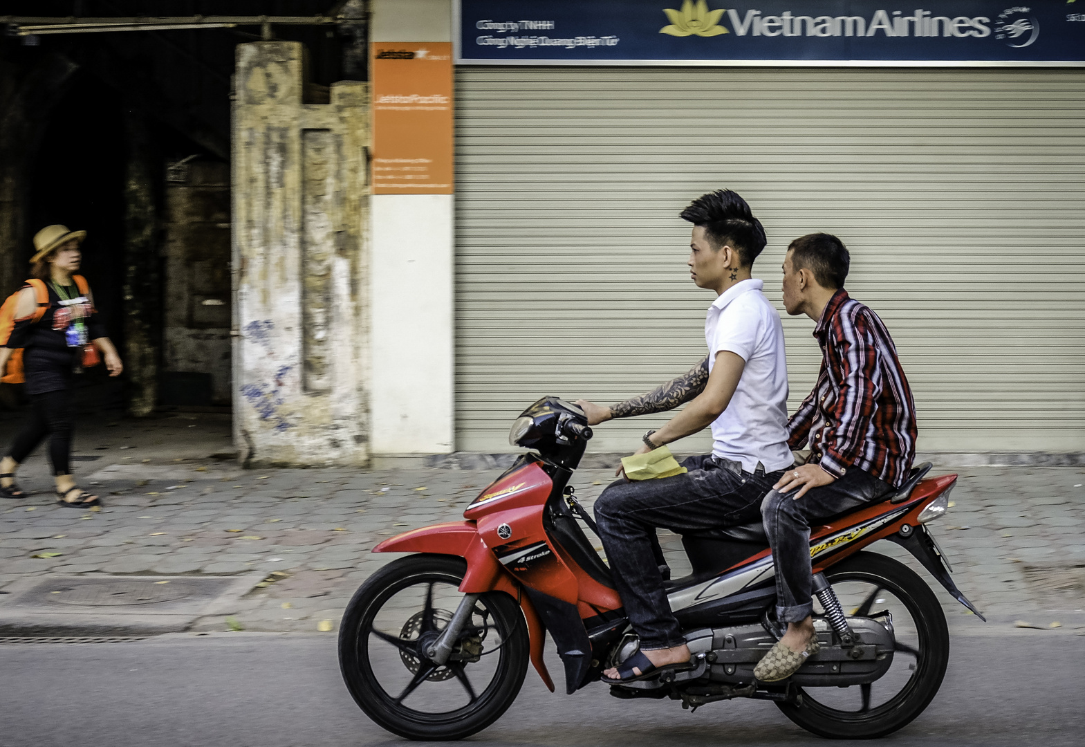 DSCF0349 - Hanoi  - Straßenfotografie - Modern - 