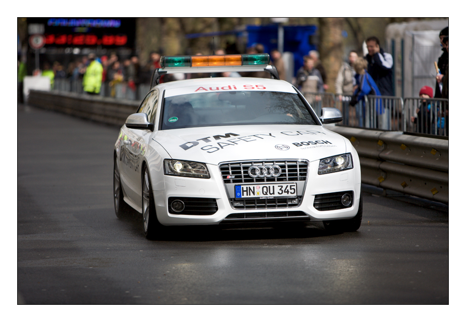 DTM-Präsentation Düsseldorf Safety Car