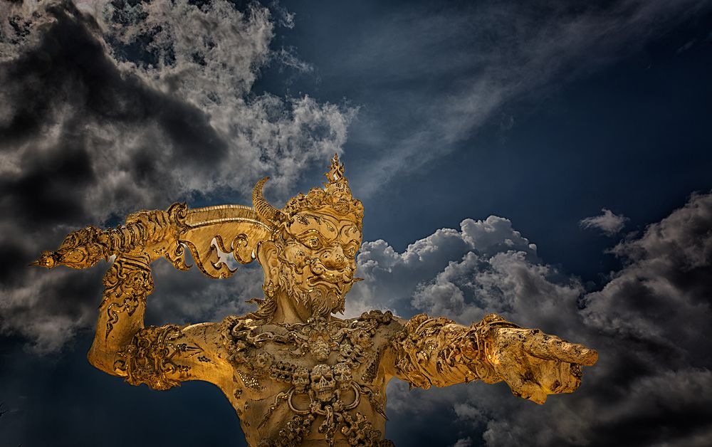 DU bist der nächste... Foto & Bild world, wolken, asien Bilder auf