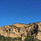 Du bleu au-dessus des montagnes qui entourent Vintimille