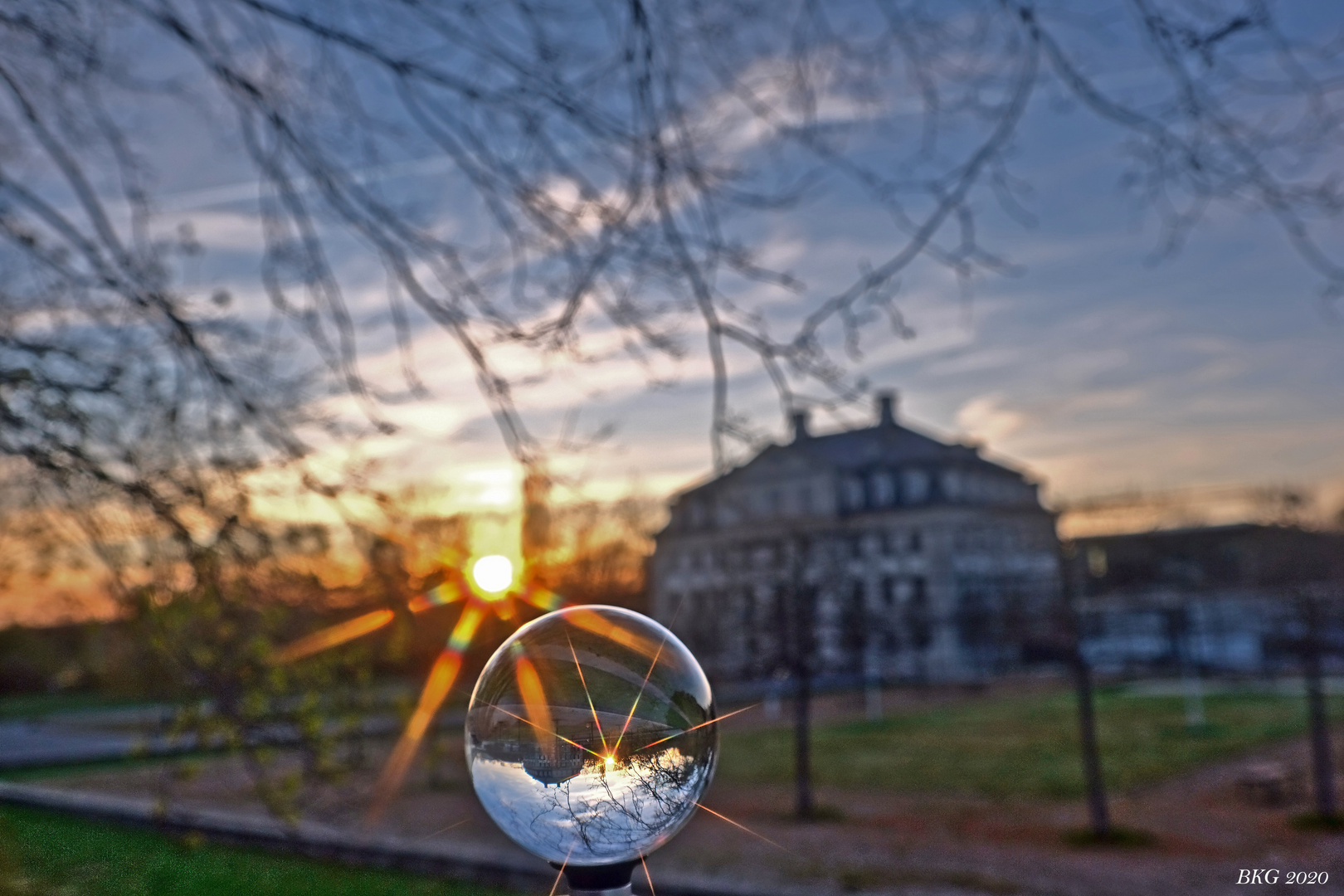 Duale Hochschule Thüringen in der Abendstimmung x2