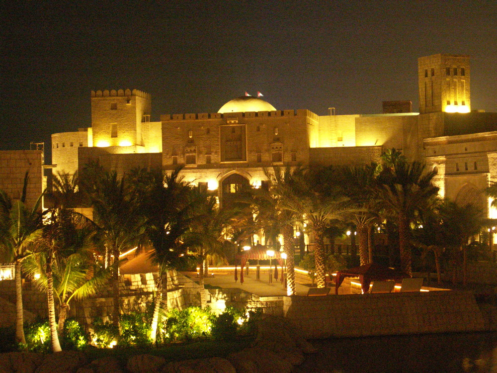 DUBAÏ BY NIGHT