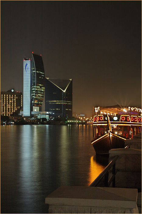 dubai at night