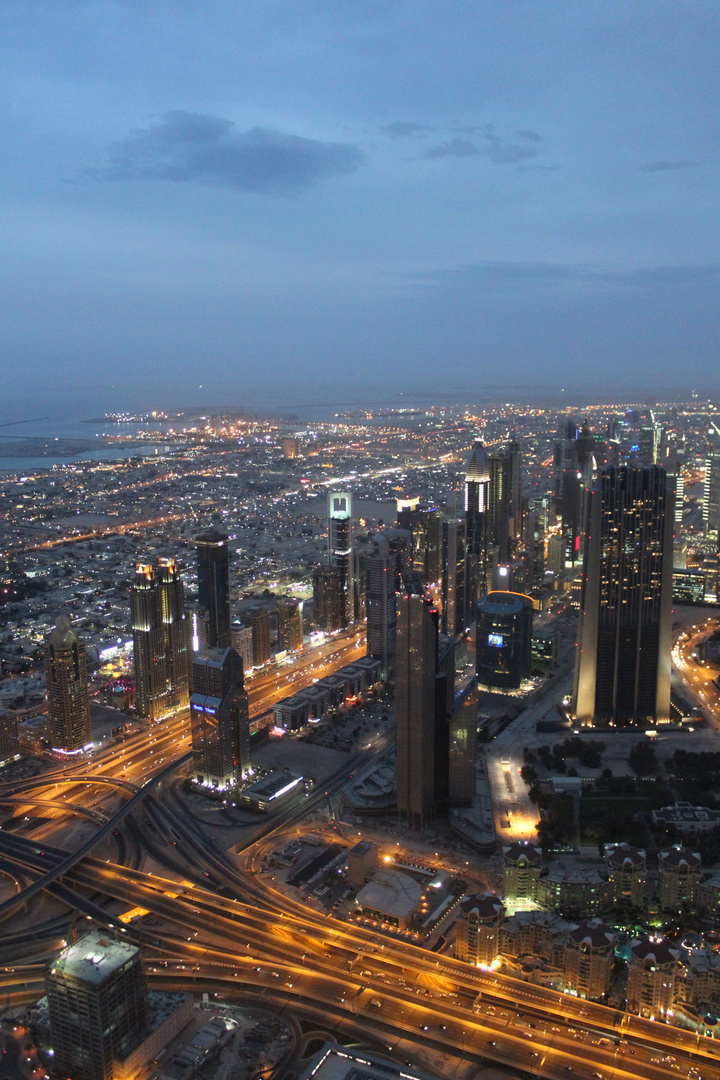 Dubai at night