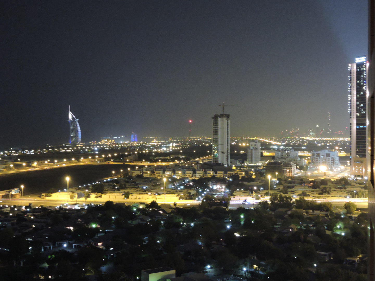 Dubai bei Nacht