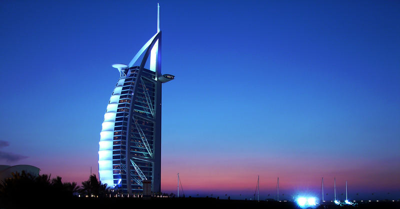 Dubai, Burj al Arab, Dämmerung