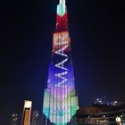 Dubai - Burj Khalifa mit ein bisschen Werbung