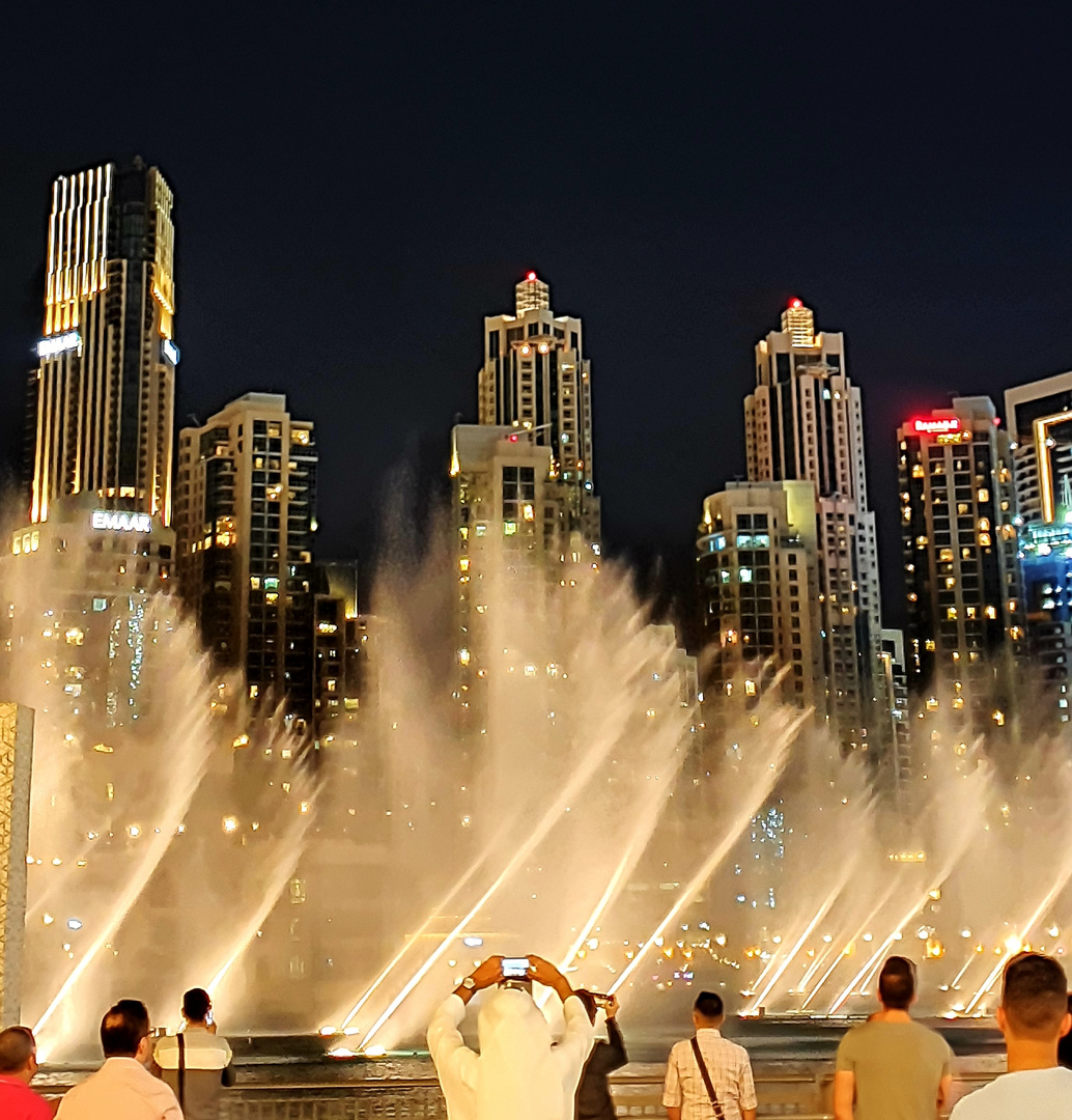 Dubai Fountain Foto Artist Cornelia Steckhan