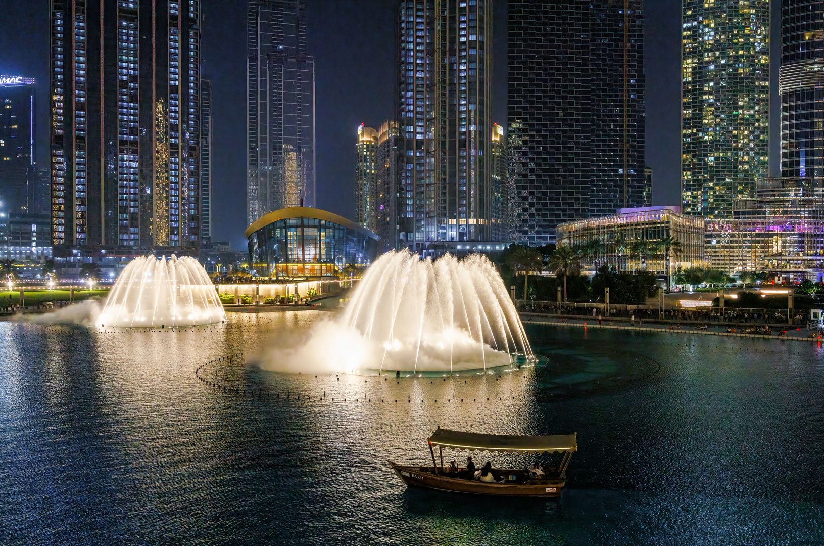Dubai Fountains...