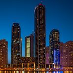 Dubai Marina Bay zur Blauen Stunde [2]