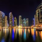 Dubai Marina bei Nacht