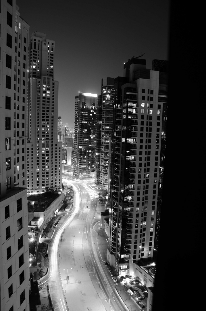 Dubai Marina Bei Nacht Schwarzweiss Foto Bild Asia Middle East United Arab Emirates Bilder Auf Fotocommunity