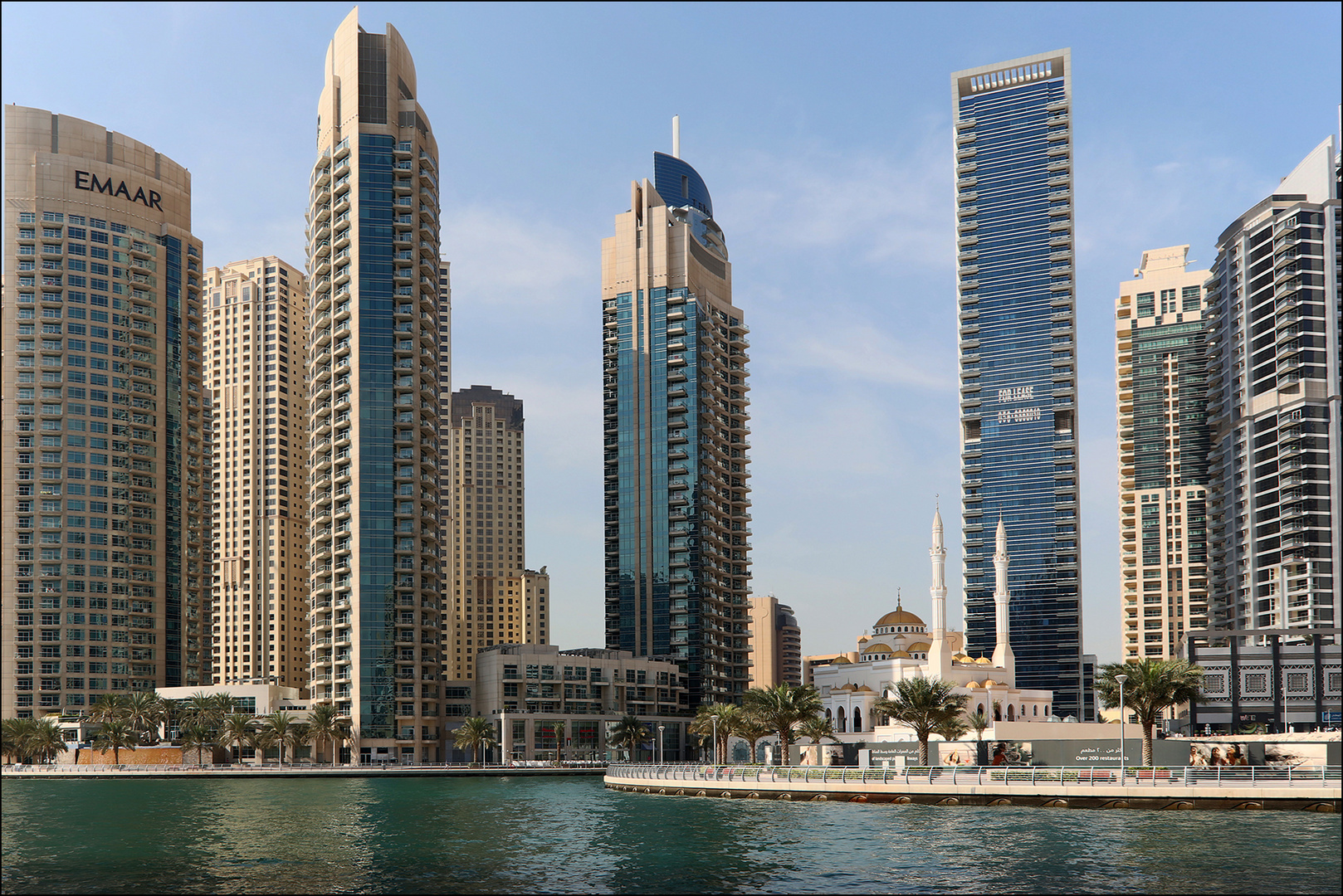 Dubai-Marina  +  Modern-und-Tradition