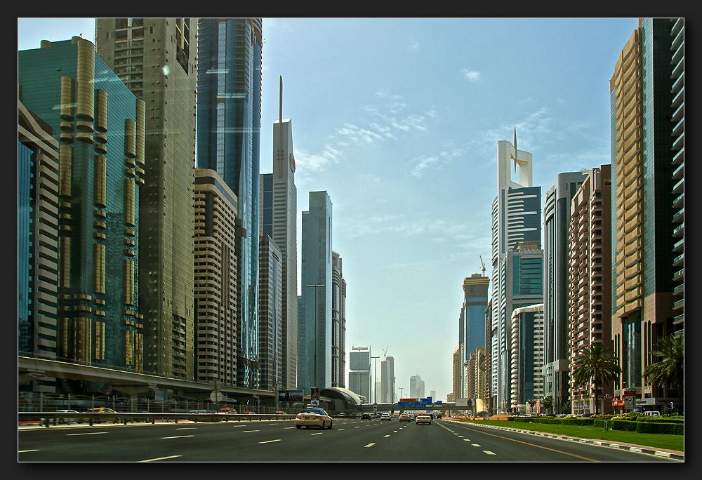 Dubai - Sheikh Zayed Road