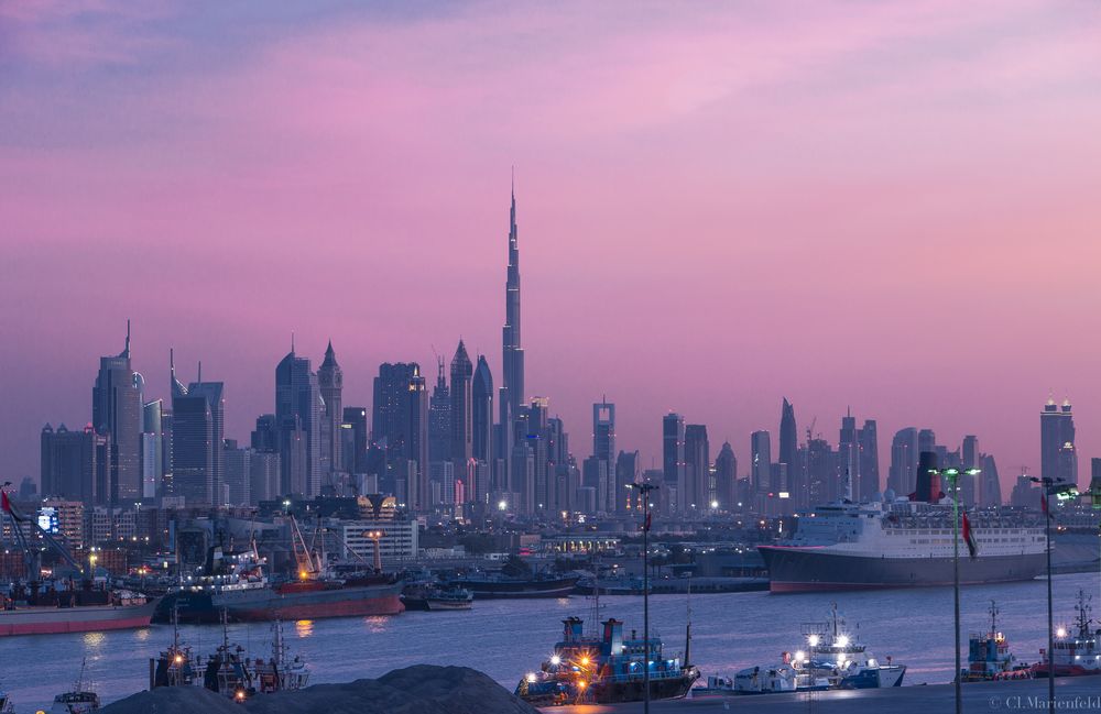 Dubai-Skyline