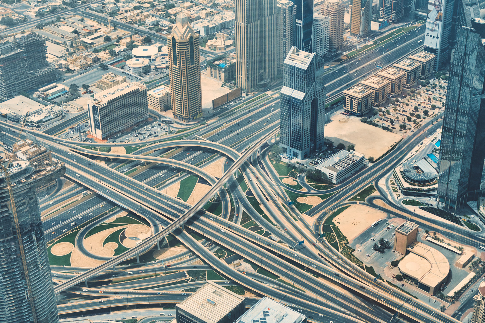 Dubai Strassenkreuzung 