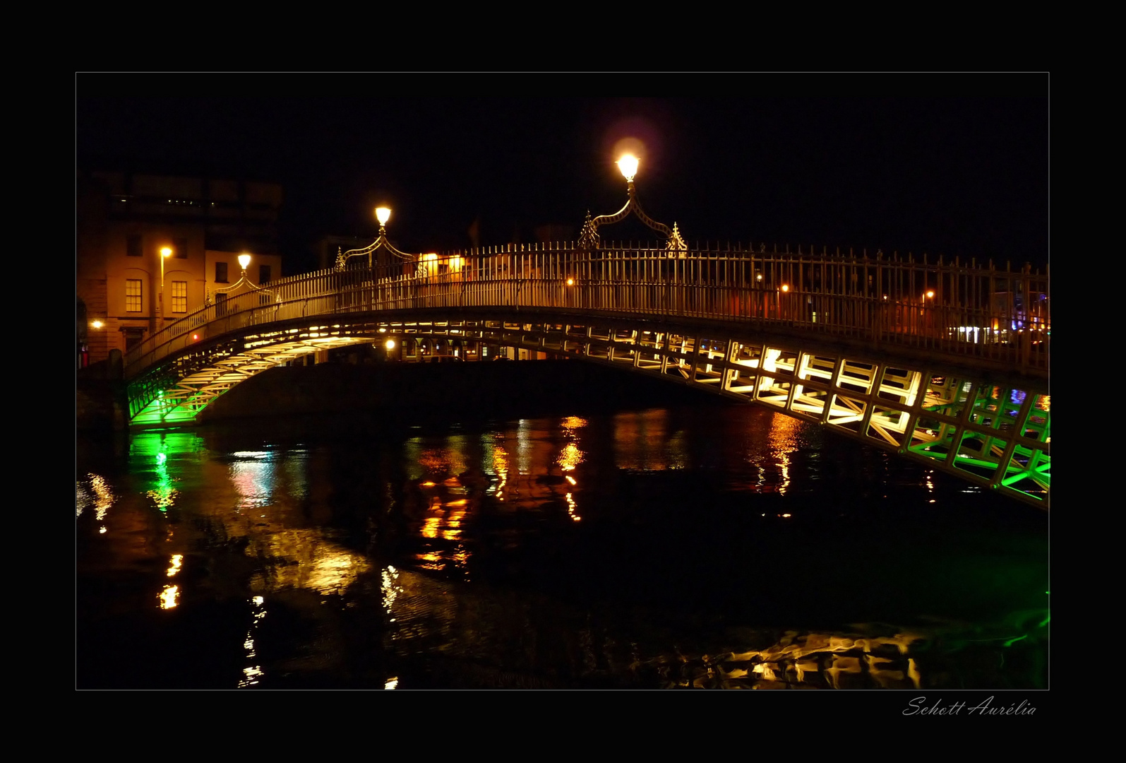 Dublin - Ha' Penny Bridge