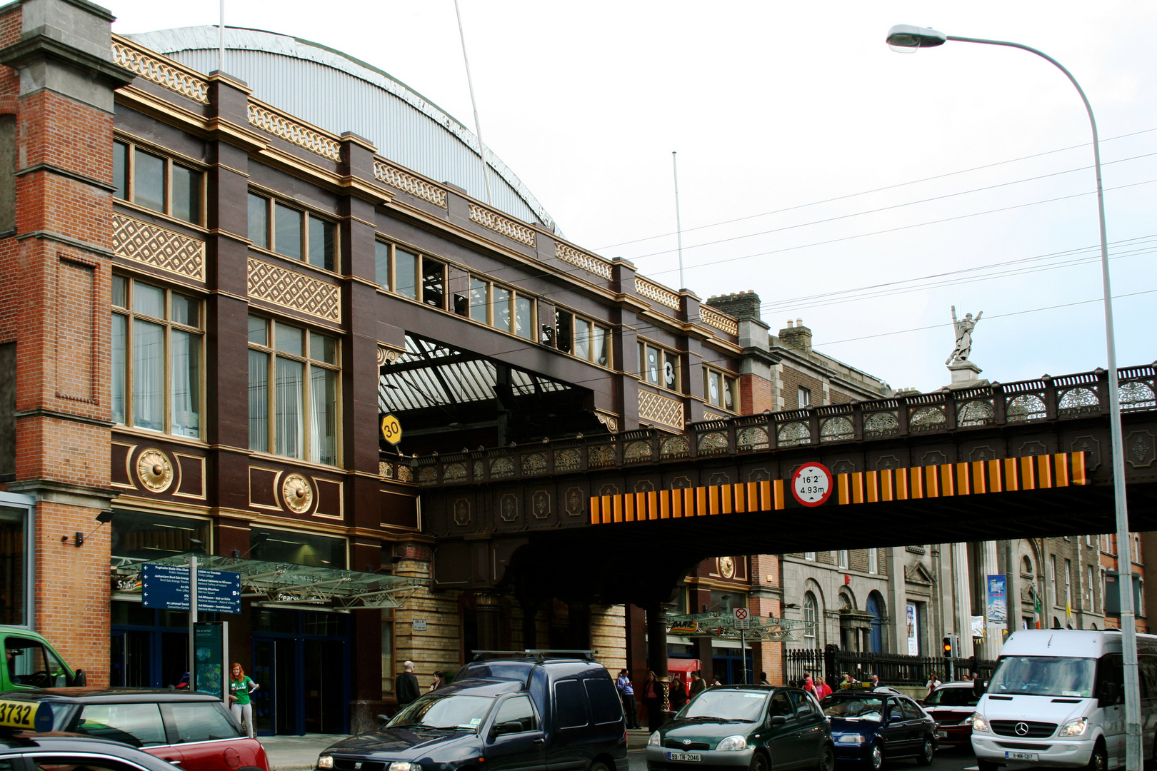 Dublin, Pearse Station - 2012