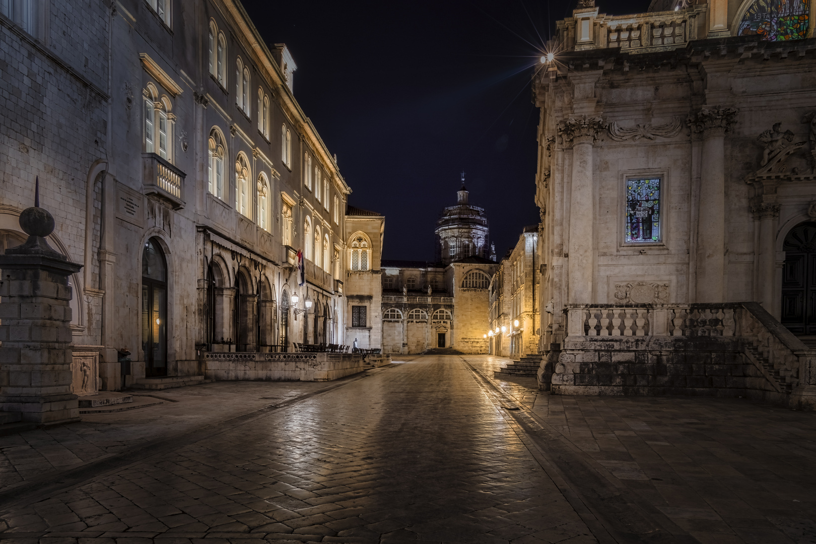 Dubrovnik at night