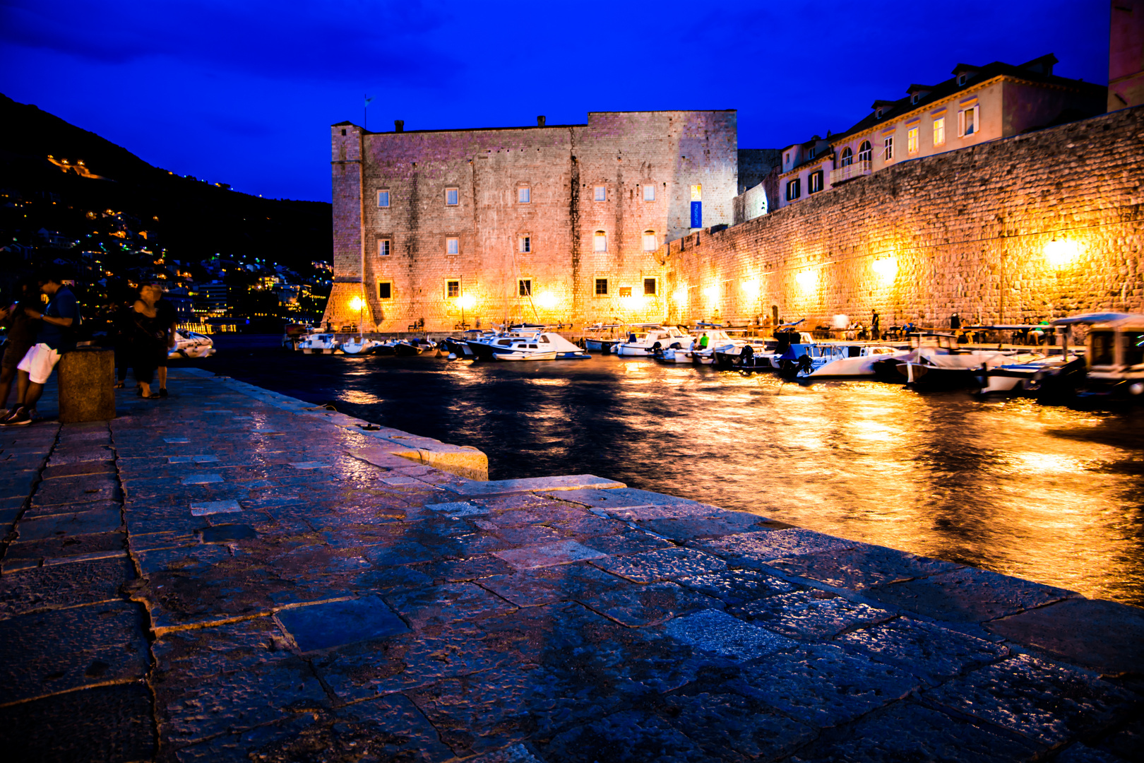 Dubrovnik bei Nacht