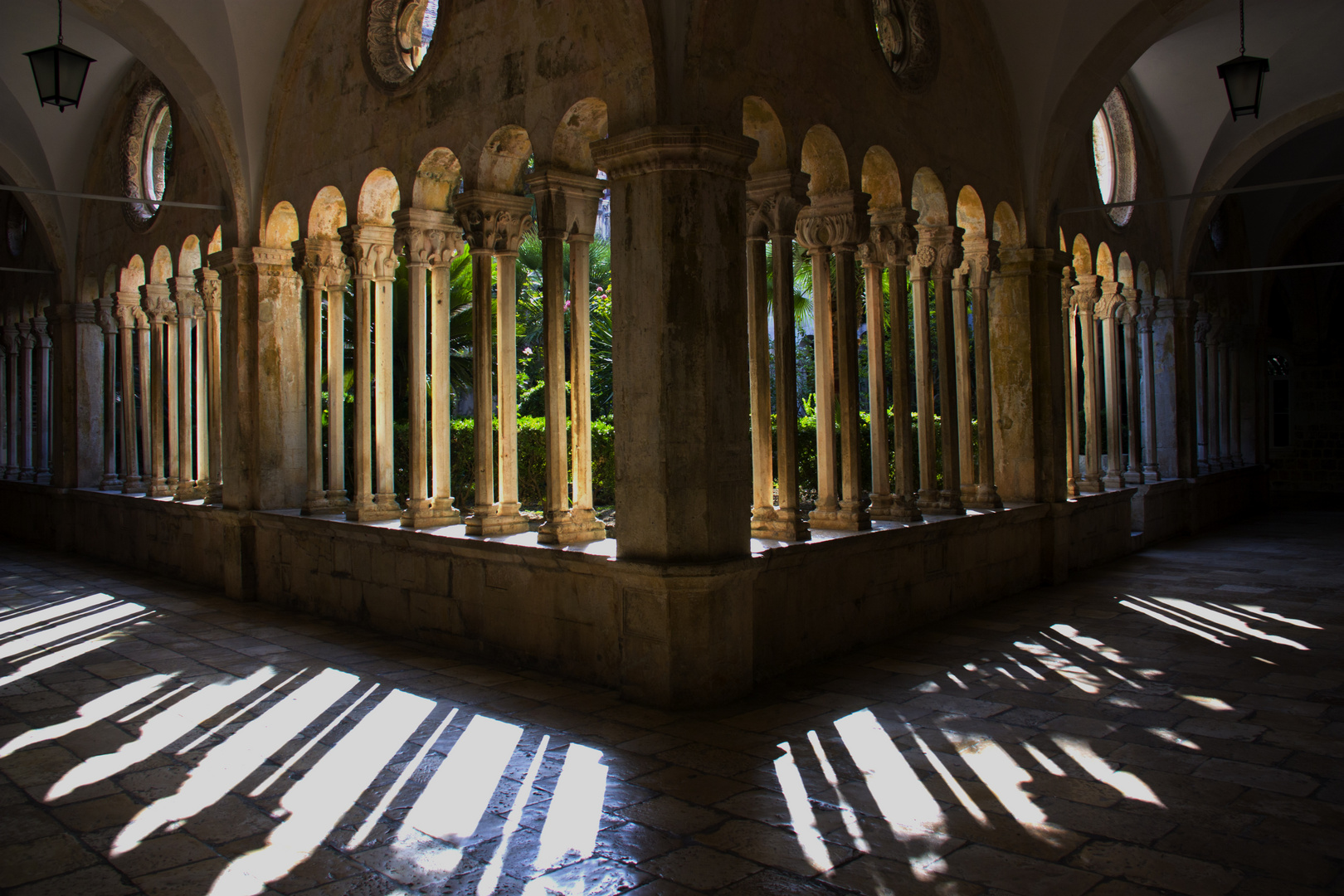 Dubrovnik - Claustro de San Francisco