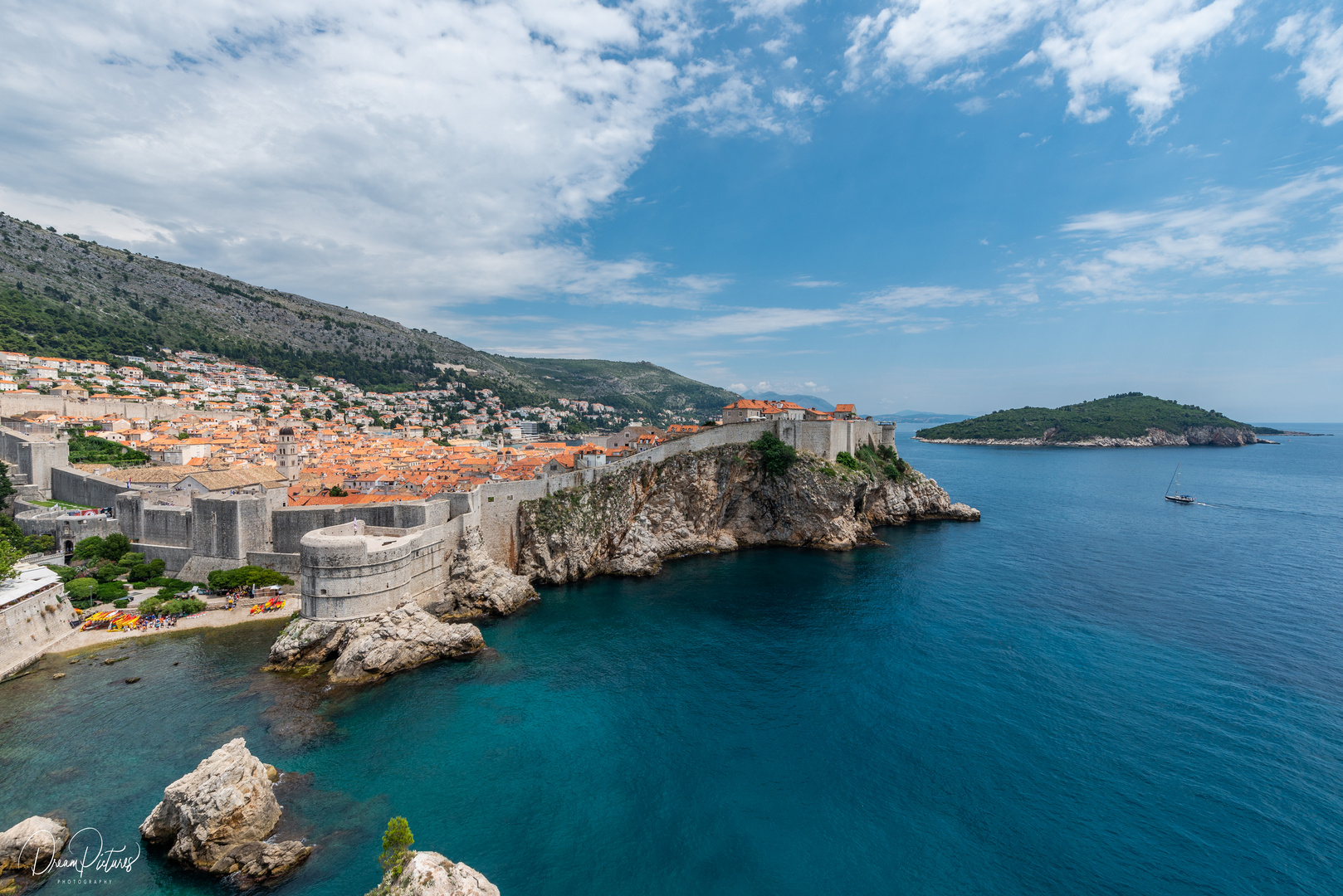 Dubrovnik mit der Insel Lokrum im Hintergrund