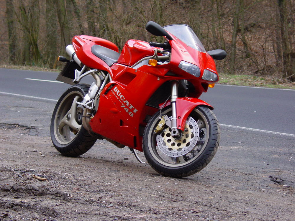 Ducati 748s