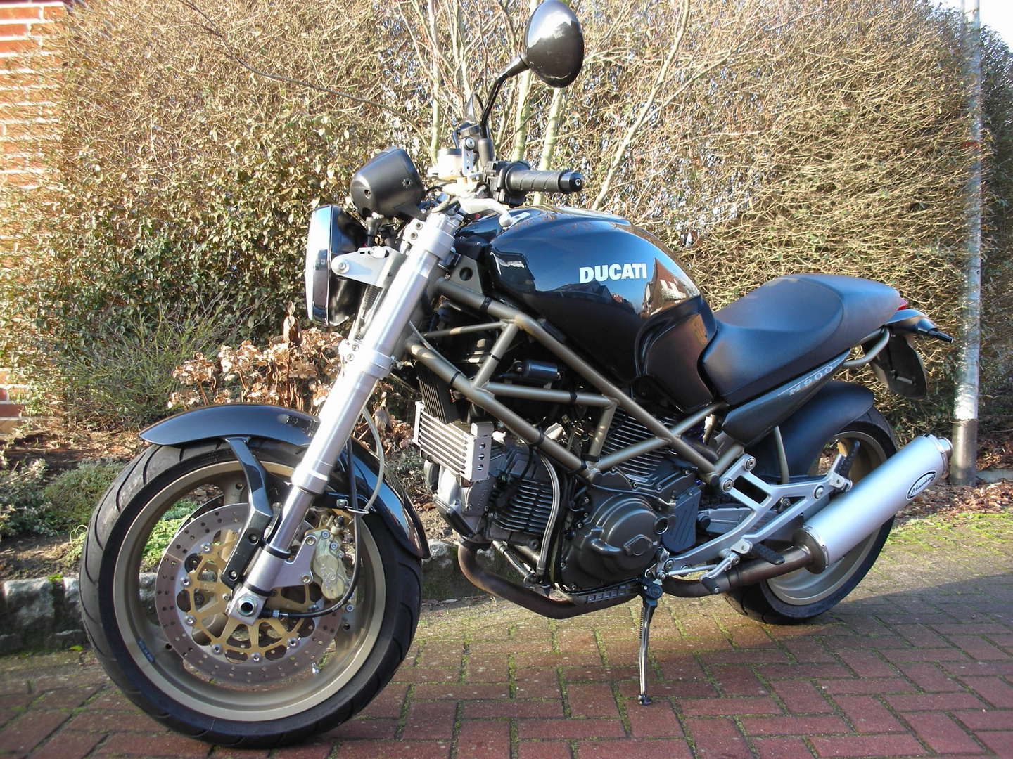 Ducati Monster 900 ie