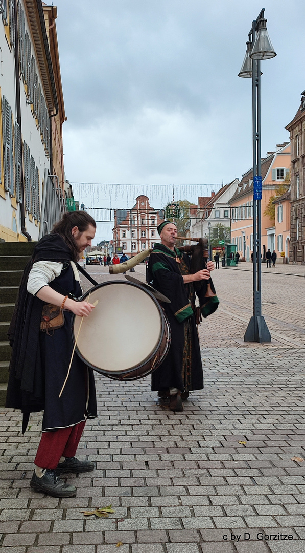 Dudelsackmusik in der Maximilianstraße !