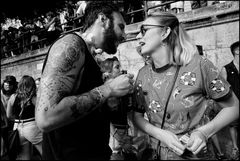 Due cuori nella folla