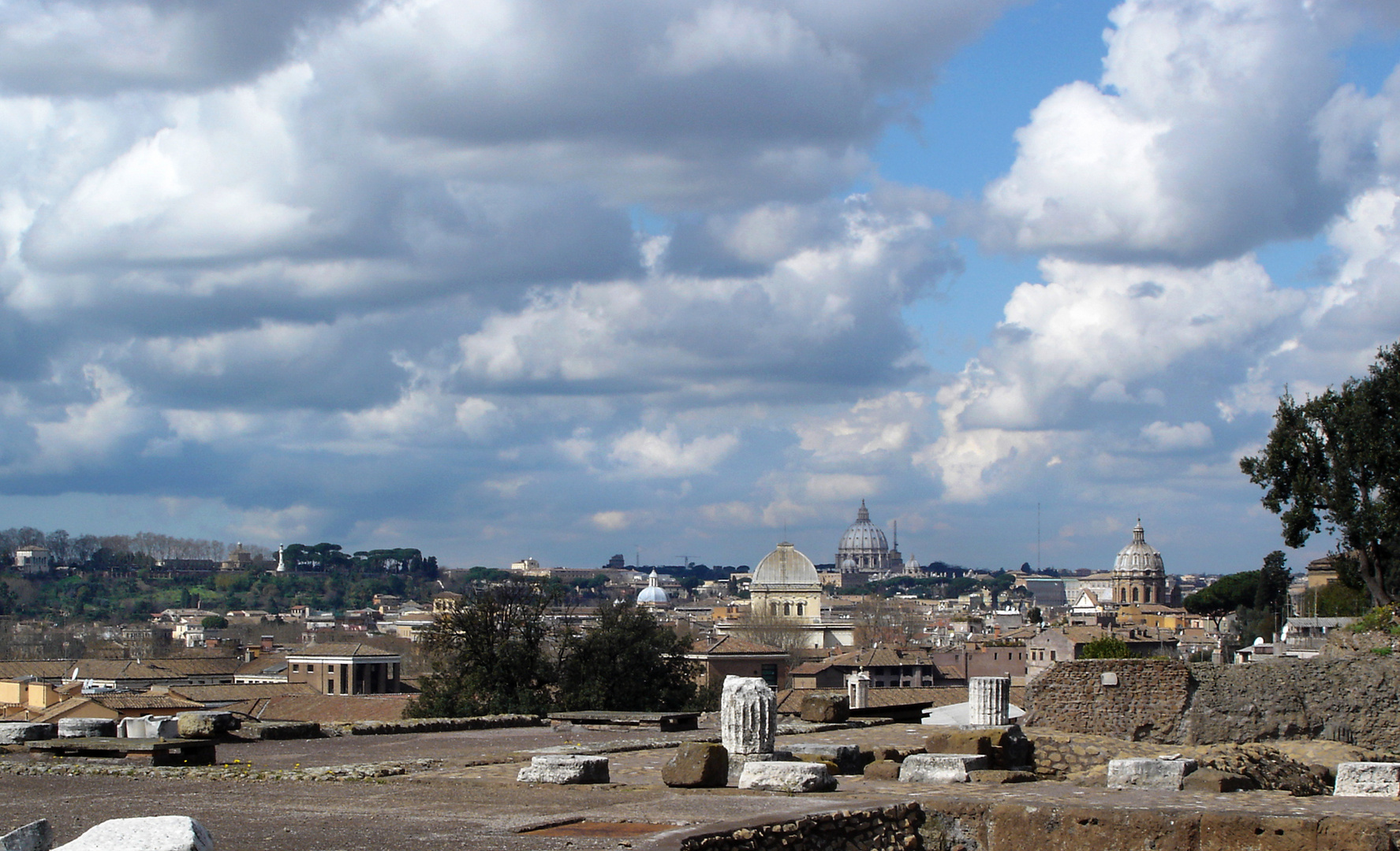 Due cupole vicine, due religioni