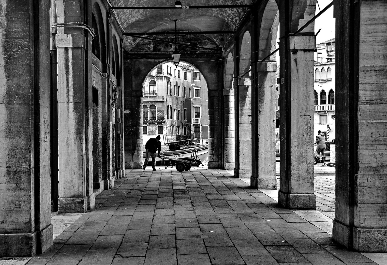 due lavoratori a venezia