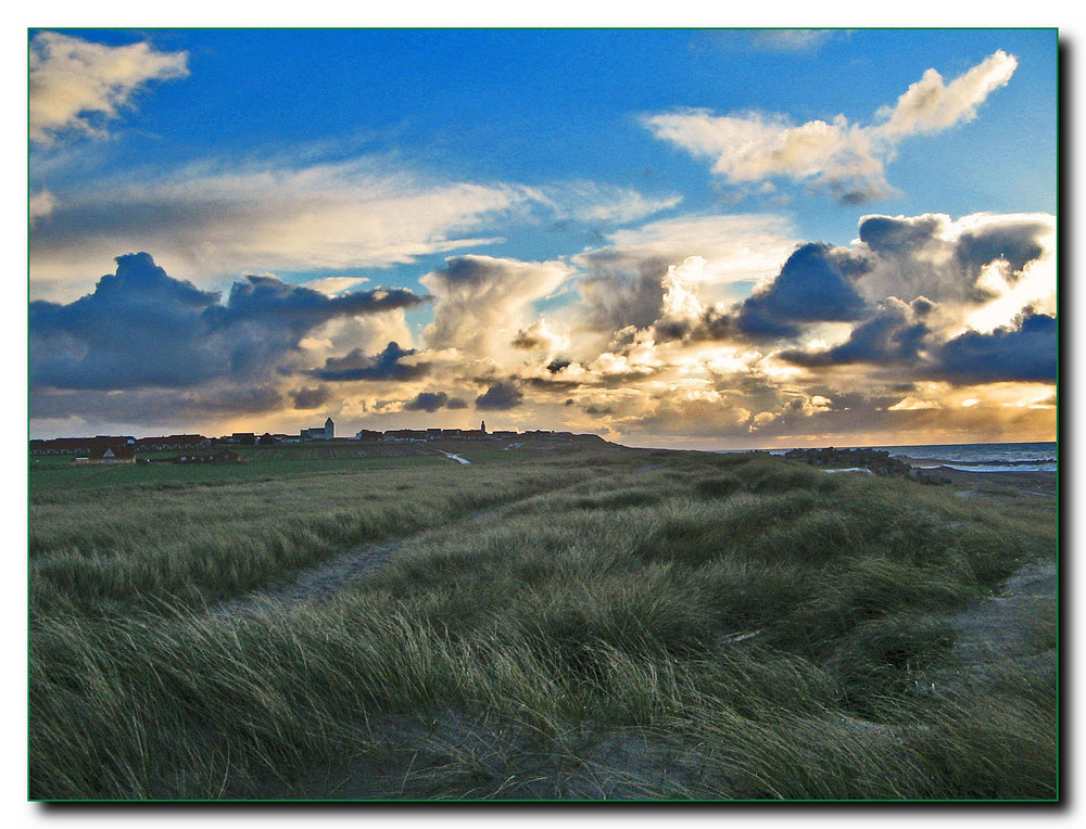 Düne unter Wolken