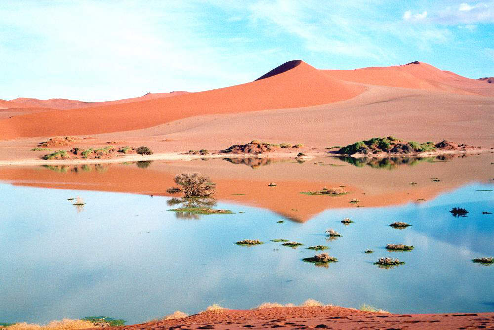 Dünen mit Wasser