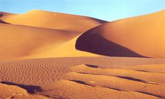 Dünenlandschaft in der libyschen Sahara