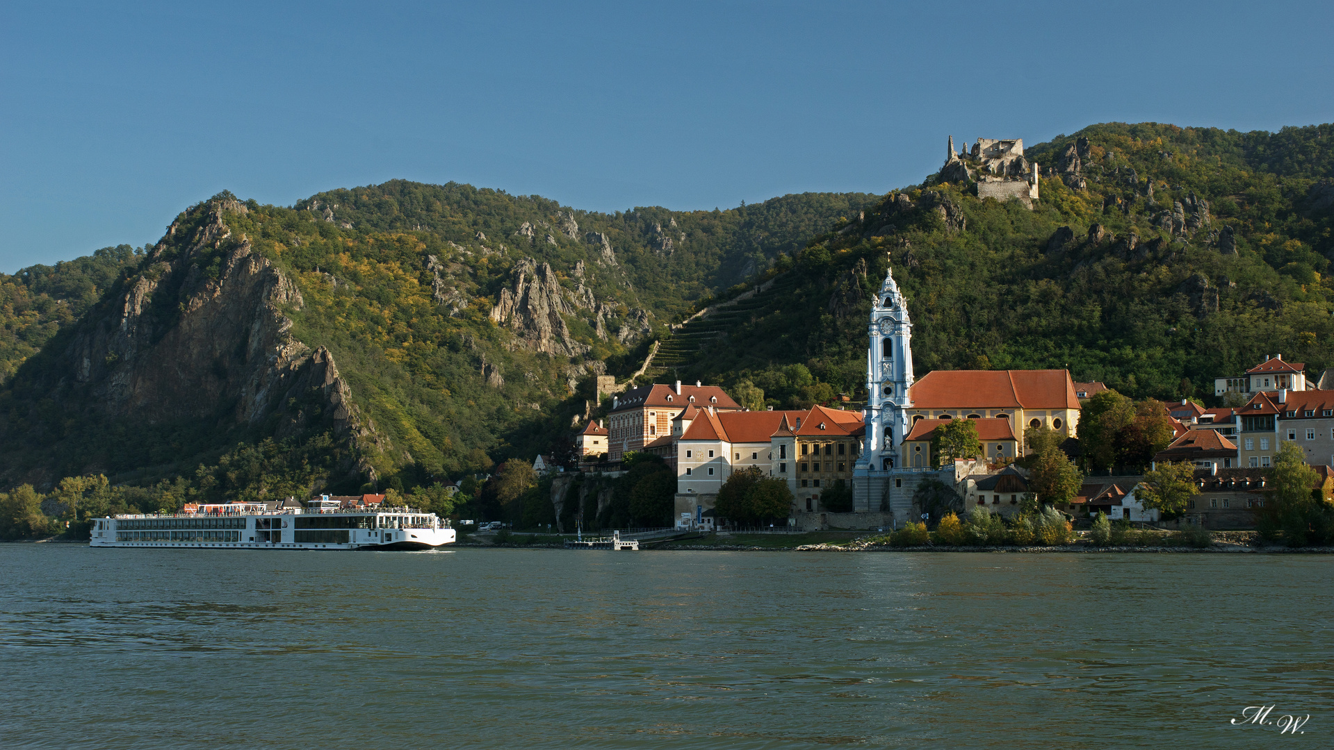 Dünrstein mit Schiff