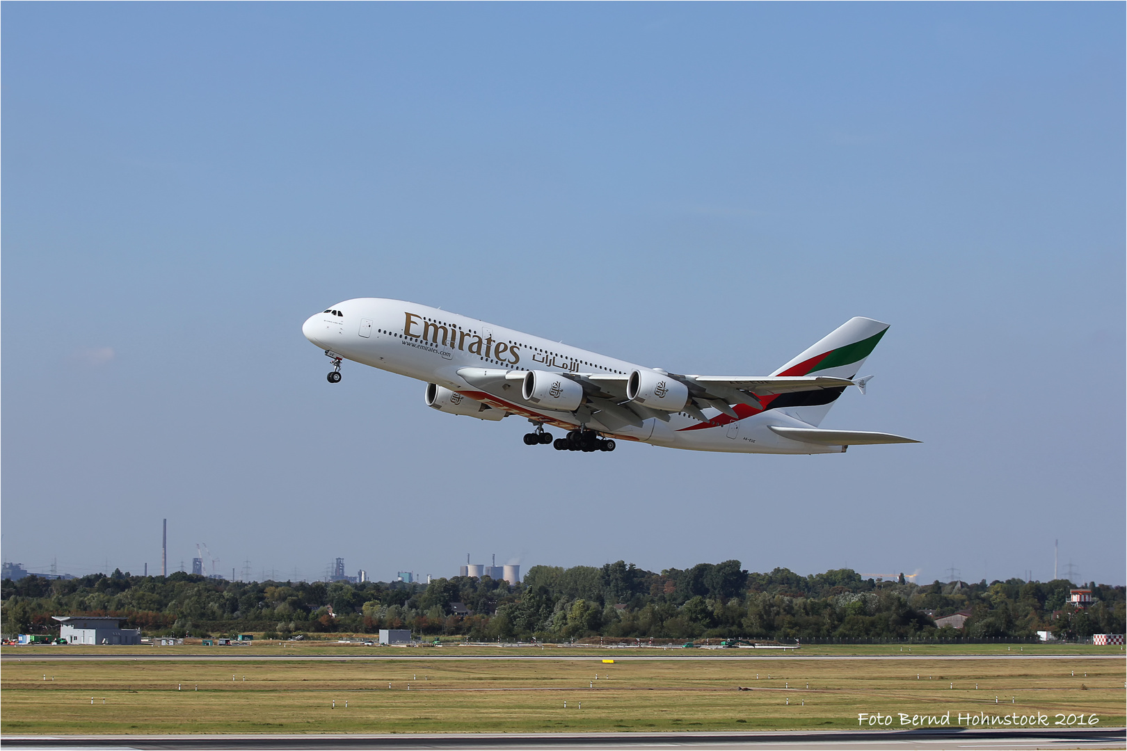 Düsseldorf Airport .... A380-800